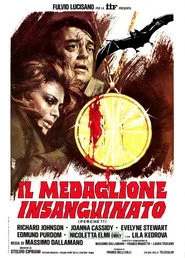 Il medaglione insanguinato (Perche?!)