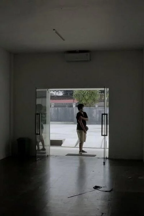 Kemarin Semua Baik-Baik Saja