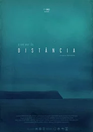 A Um Mar de Distância