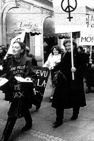Frauen in Schwarz