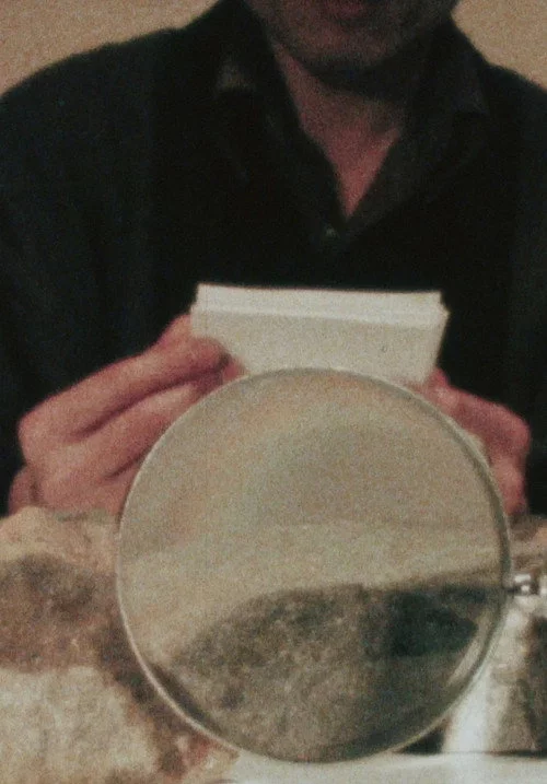 鉱物学者