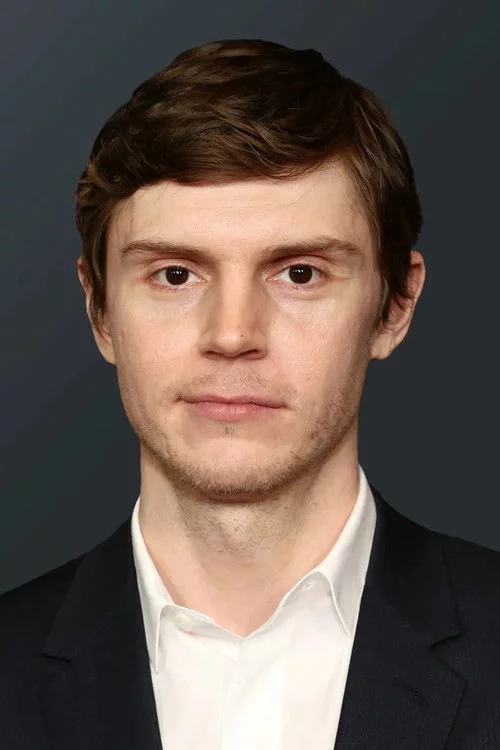 Еван Пітерс