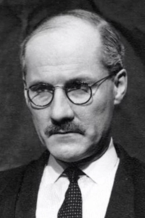 Angus MacKay