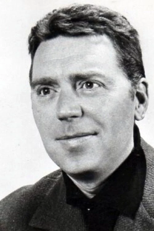 Robert Bazil