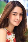 อมีนา พินิจ