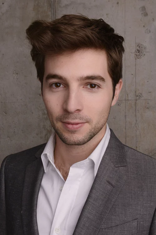 Roberto Aguire