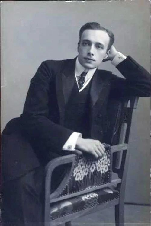 Владимир Максимов
