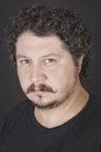 Yüksel Molla