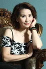 區靄玲