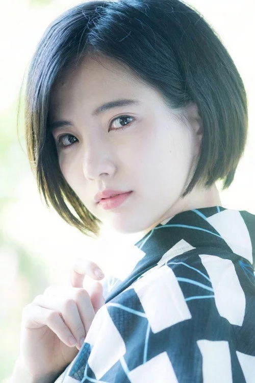 山本亜依