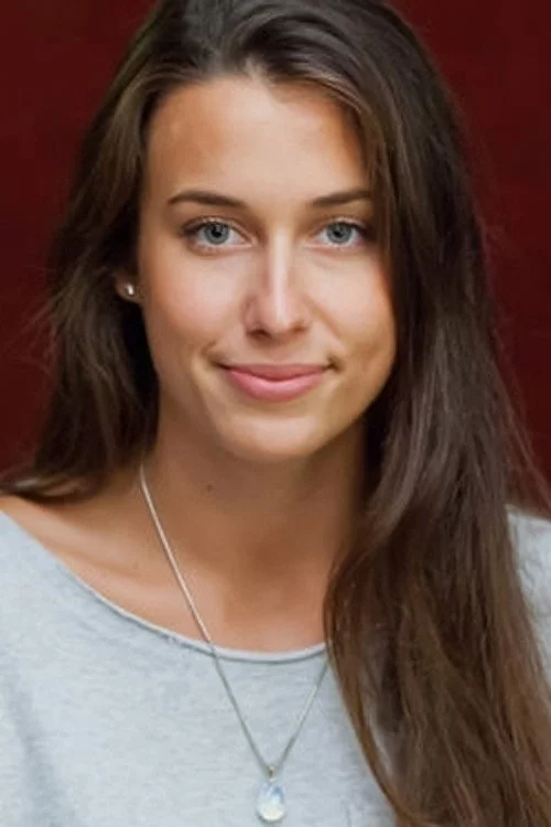 Laura Lénárdt