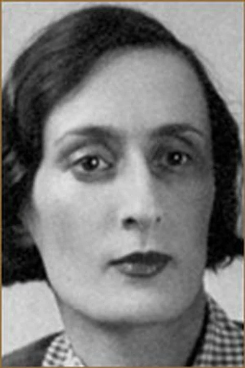 Ева Синельникова