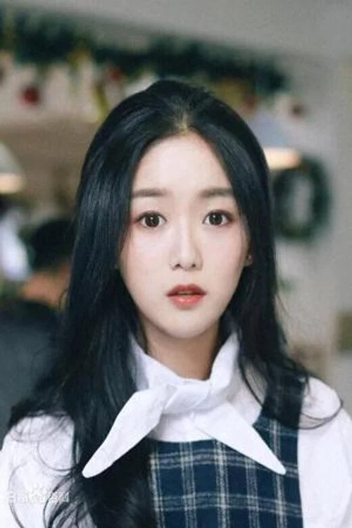 張馨月