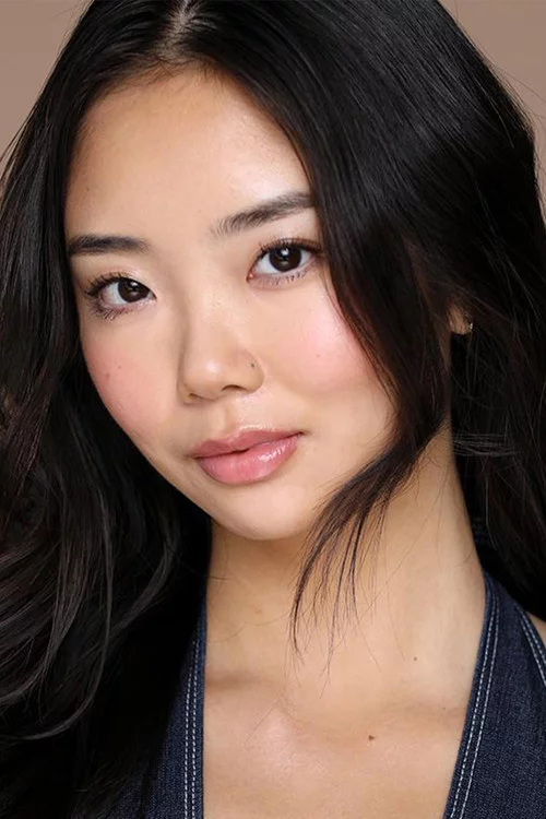 Chloe Lee