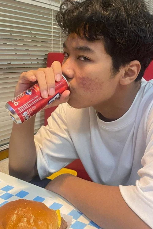 Syair Adharian