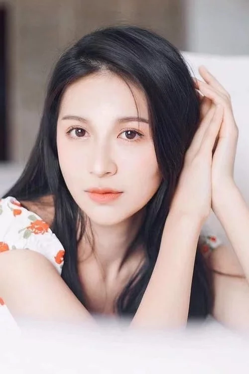 伍月