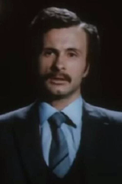 Александр Леонтьев