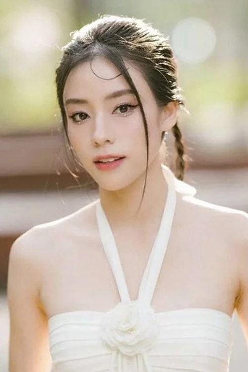ภัสร์ดารินทร์ ปริญญารักษ์
