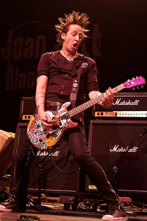 Dougie Needles