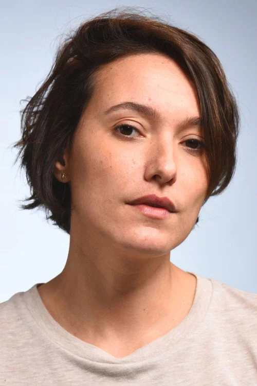 Cláudia Jouvin