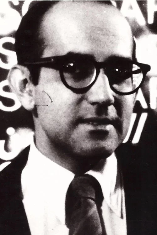 Carlos Álvarez