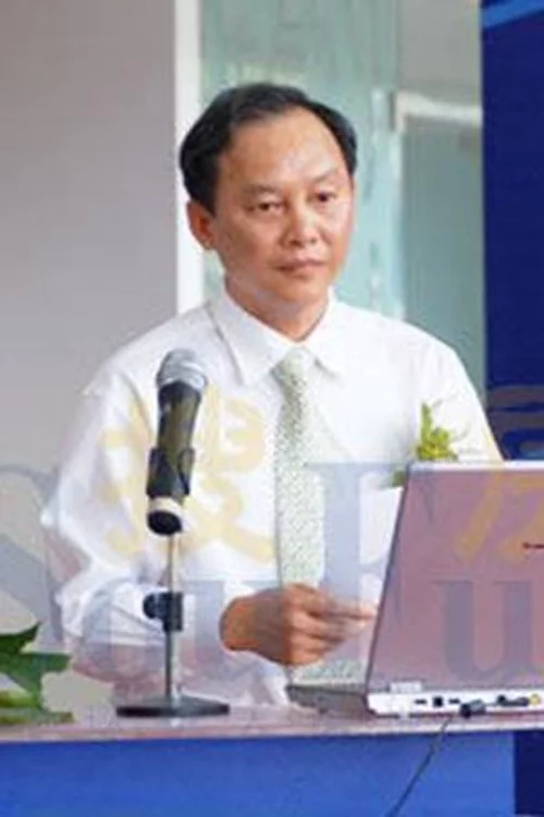 胡建新