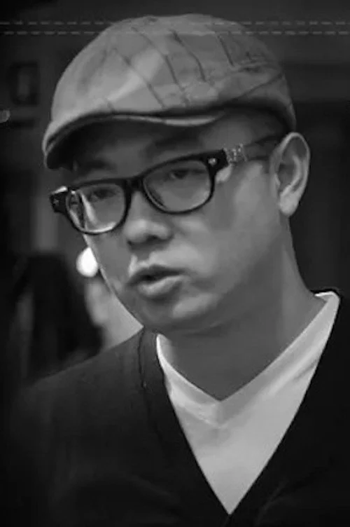 钟伟