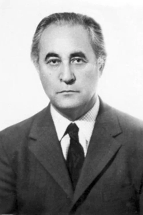 Икрам Акбаров