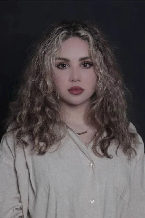 Mona Seymari