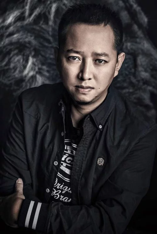 姚文逸