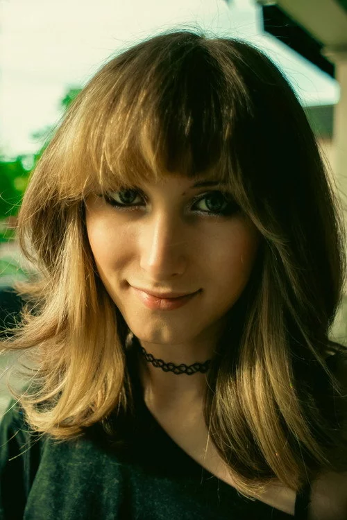 Mia Cole