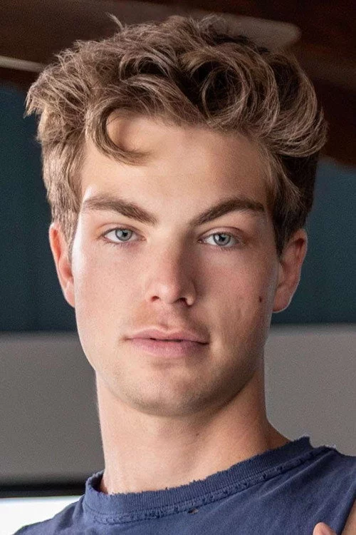Oliver Carter