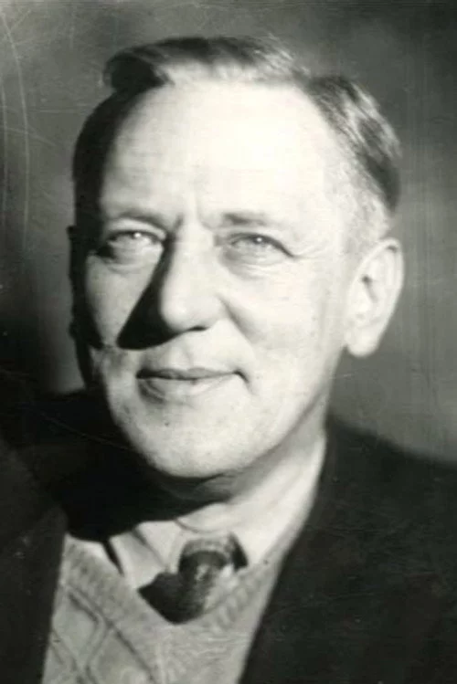 Владимир Савельев