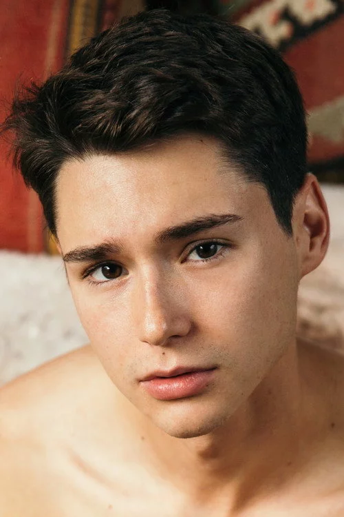 Leo Grand